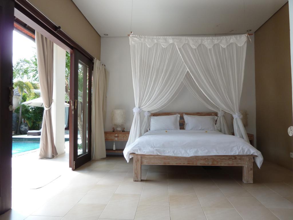 La Dolce Villa Seminyak Exterior foto
